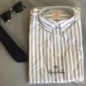 NEVER WORN - Brooks Brothers long sleeve